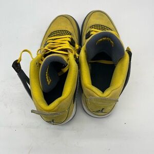 Size 6.5Y (GS) - Jordan 4 Retro 2021 Mid Lightning 408452-700